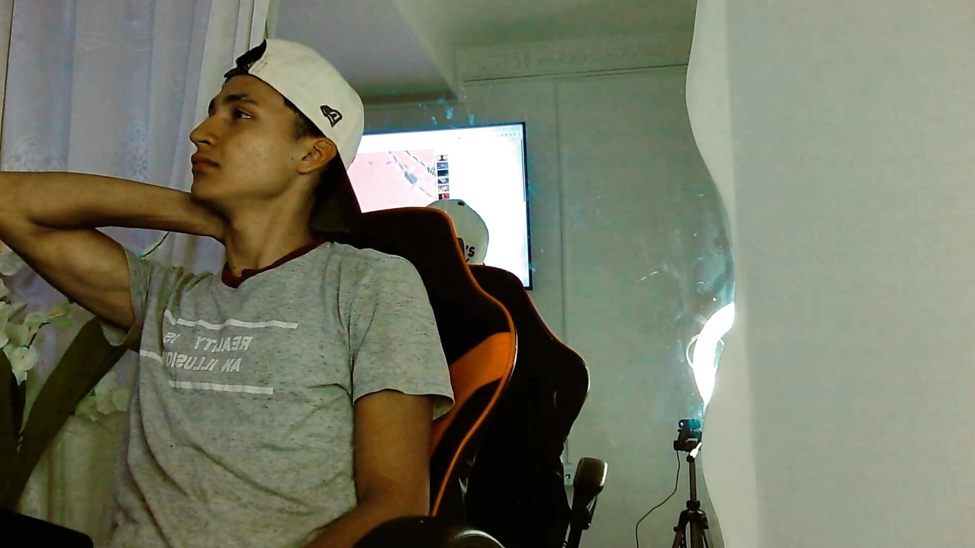 do you want to play a game? - video by bad_wolfxxx cam model