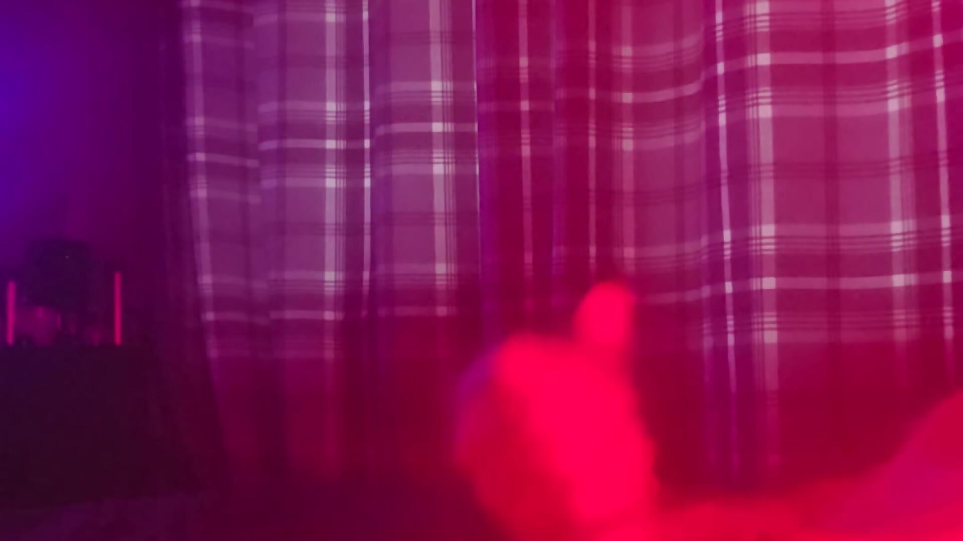 20251223_130632_1_1 - video by BigDonnyBig cam model