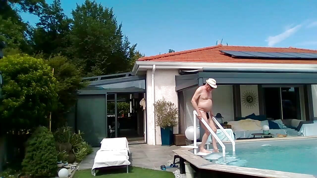 [11 Jul 15:51] Public Show - video by Helinetrav cam model