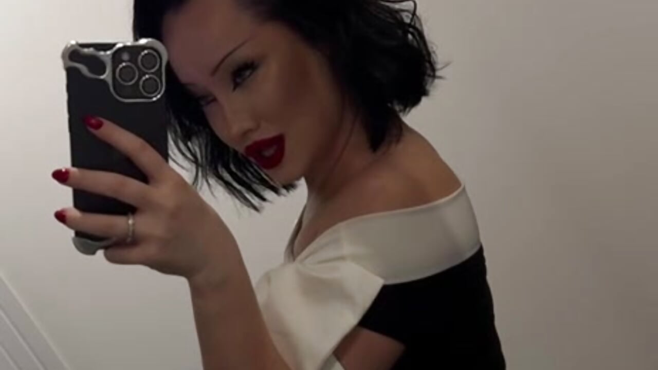 Wanna get me naked?:) - відео від вебкаммоделі BlackLotus__