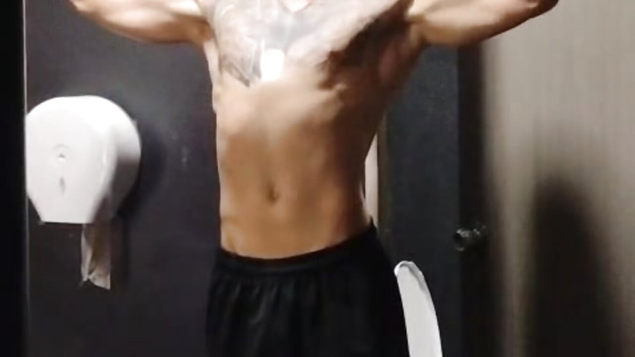 elliot_colton - مقاطع فيديو موديل الكام الرائجة  694