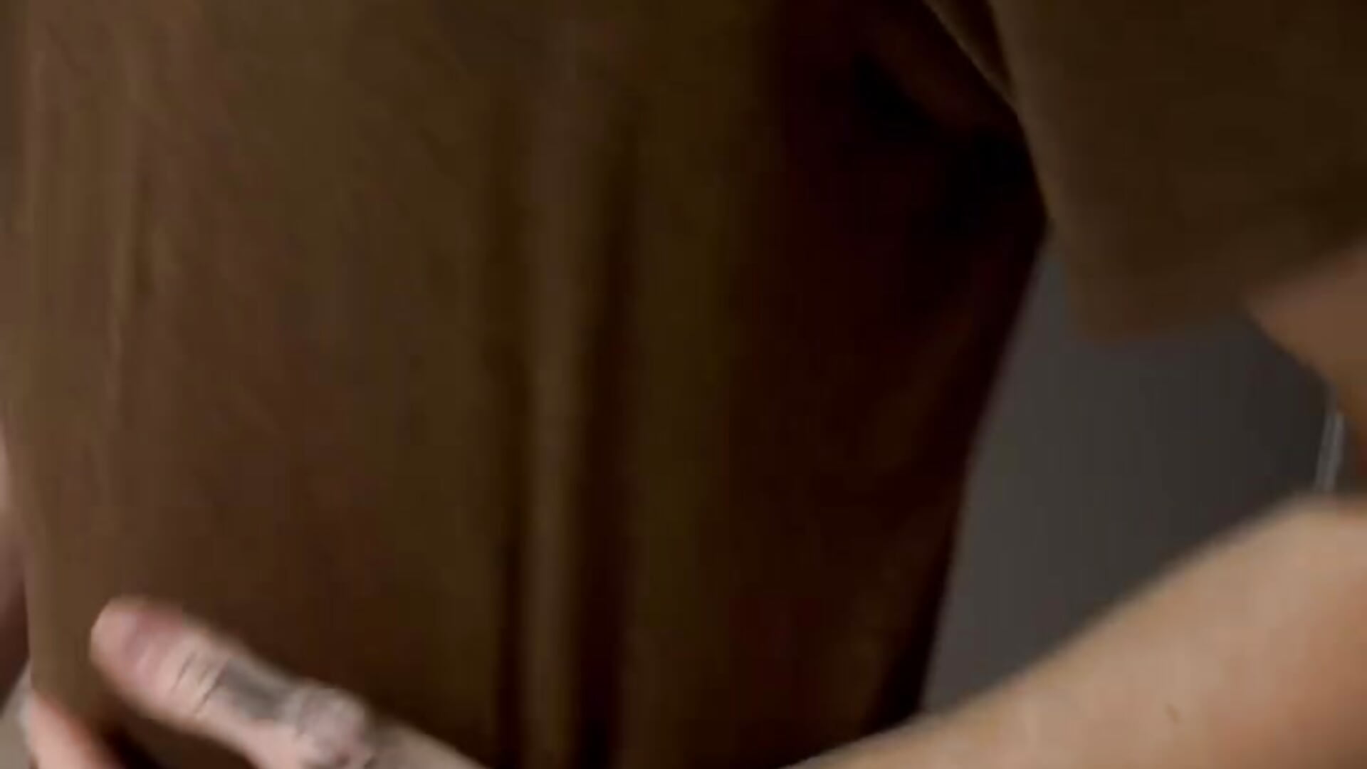 2854014746616933041 - video by wettingcouple