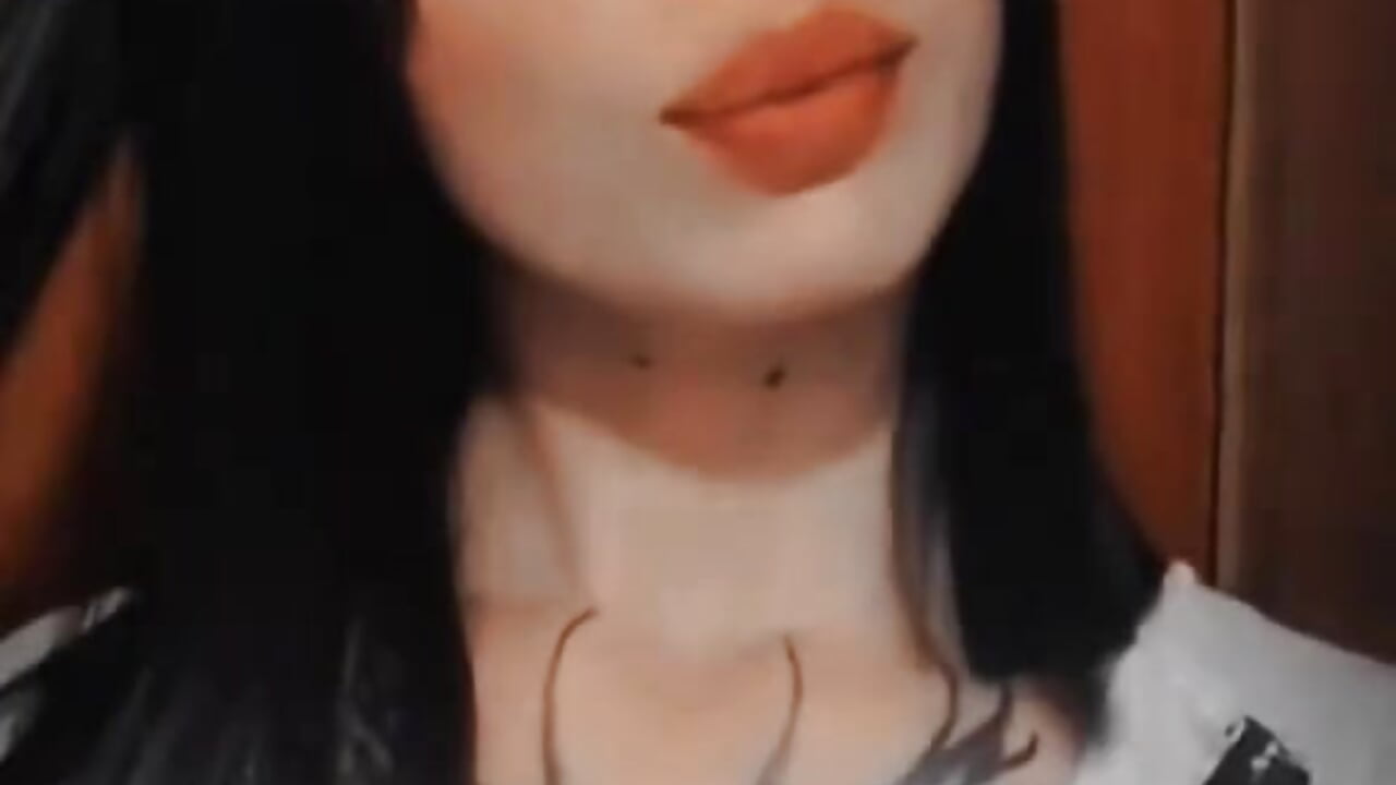 WhatsApp Video 2025-04-08 at 1,15,38 PM – video od webkamerové modelky Harley_quinzell