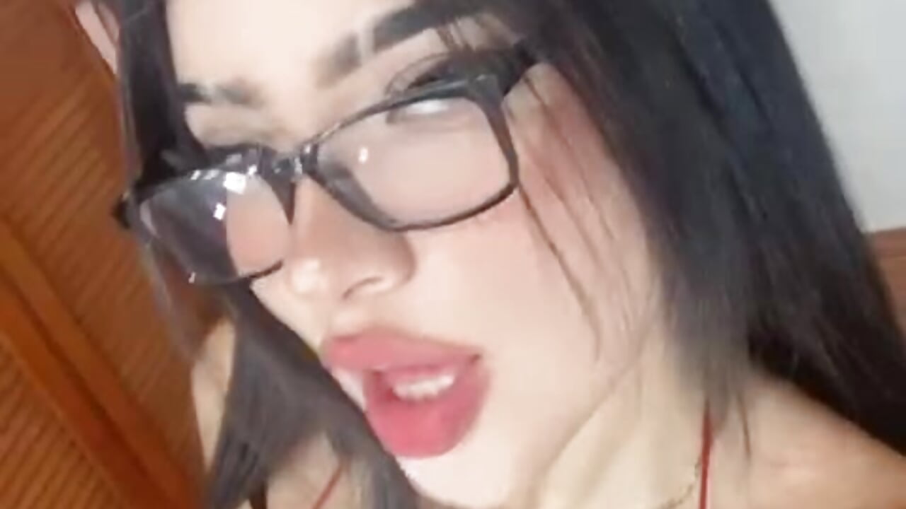 WhatsApp Video 2026-02-17 at 10,29,19 PM - vídeo de samantha_bc1 modelo de câmara