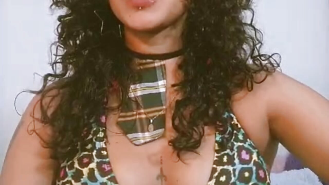 my - video van LyraFrost5 cam-model