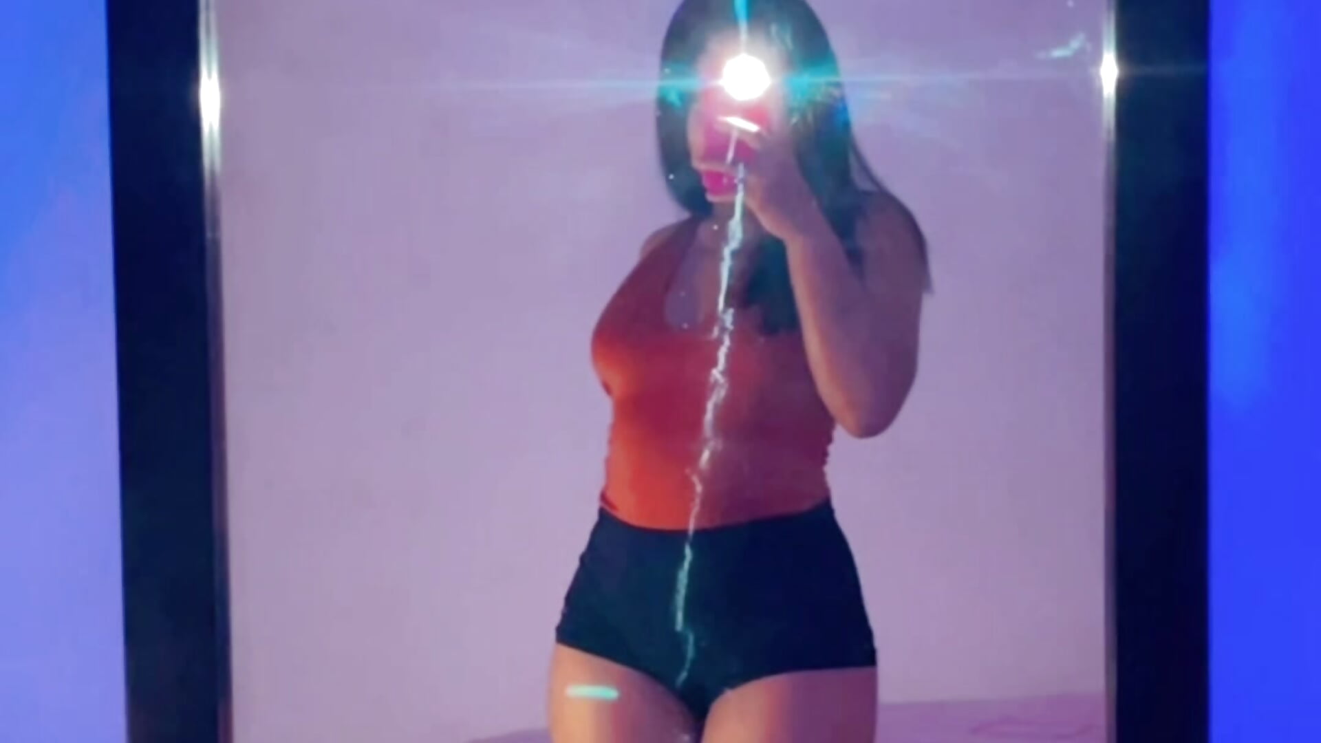 4E3E09D0-7C9C-4F37-ADD7-3C604E7C0C27 - video van Cattaleya09 cam-model