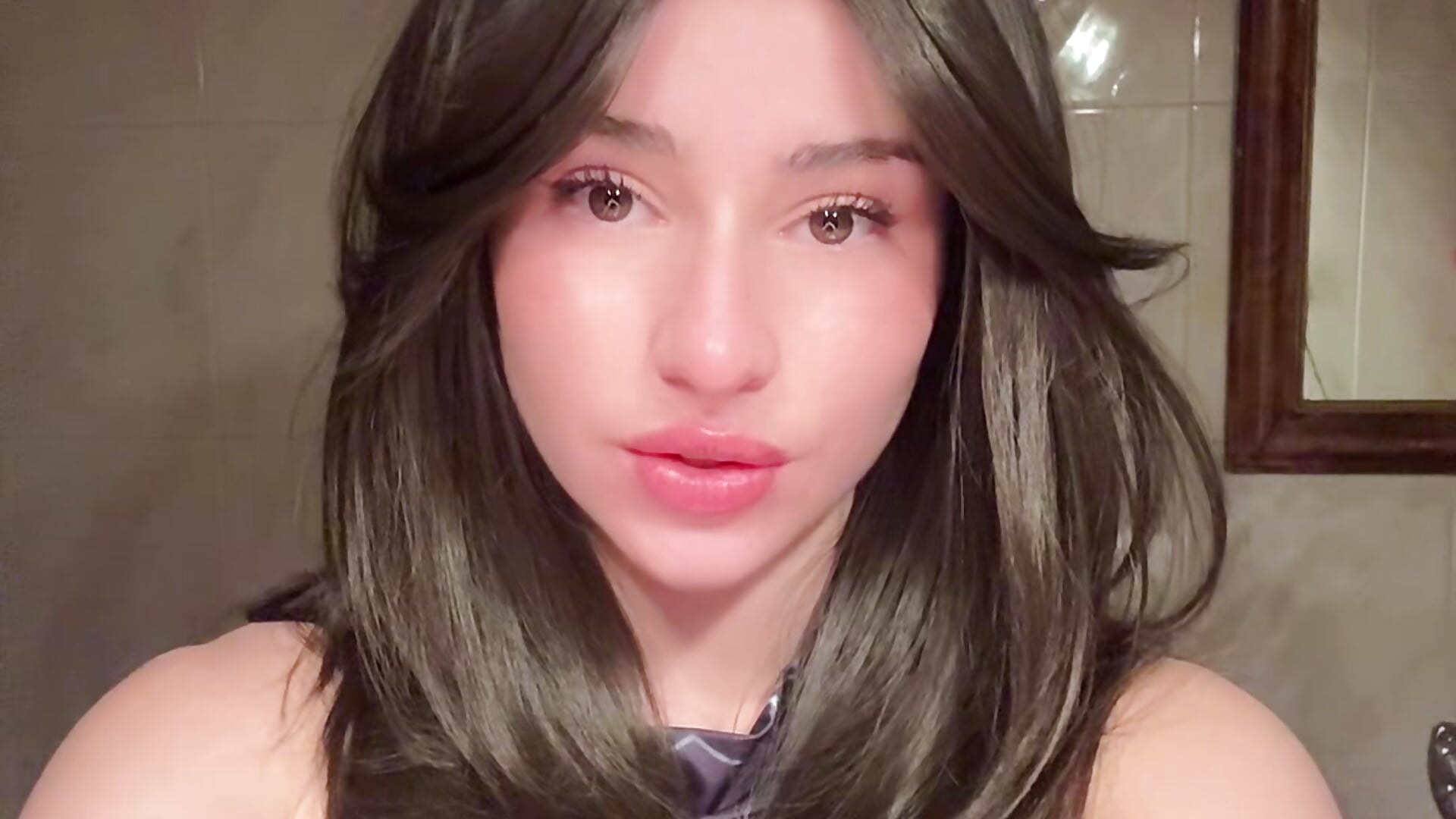 Spiderman - відео від вебкаммоделі lilyy_grr