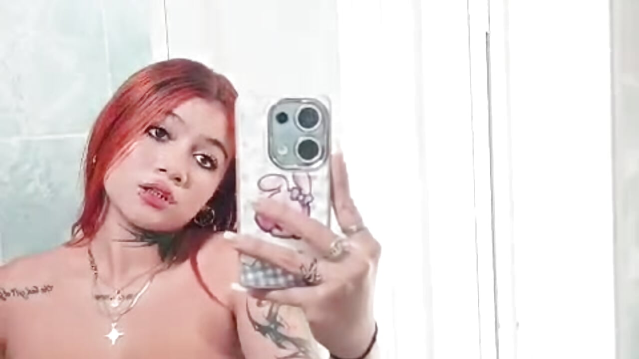 😘 - video by Anikka_Albrite_ cam model