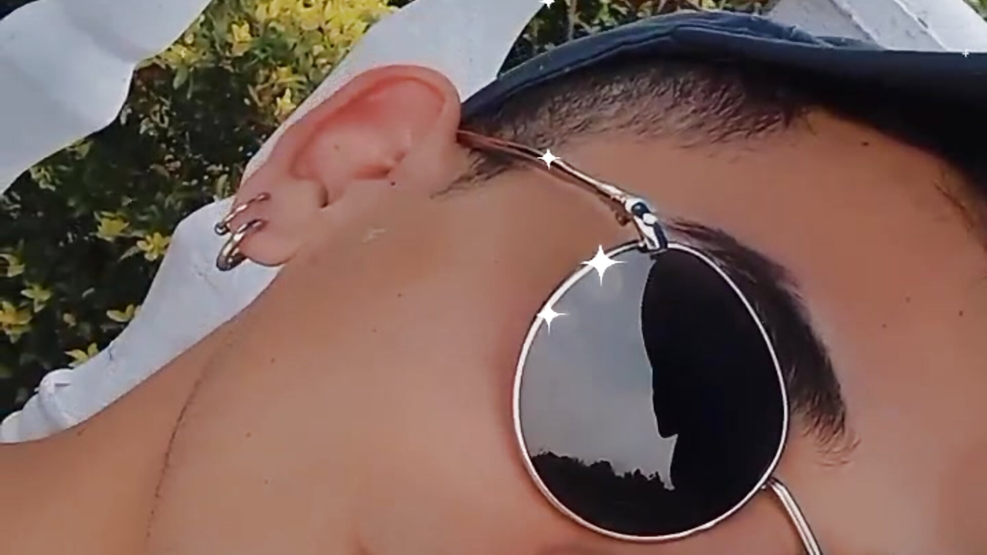 VID_44870723_111945_421 - video by Matt_Riz0 cam model