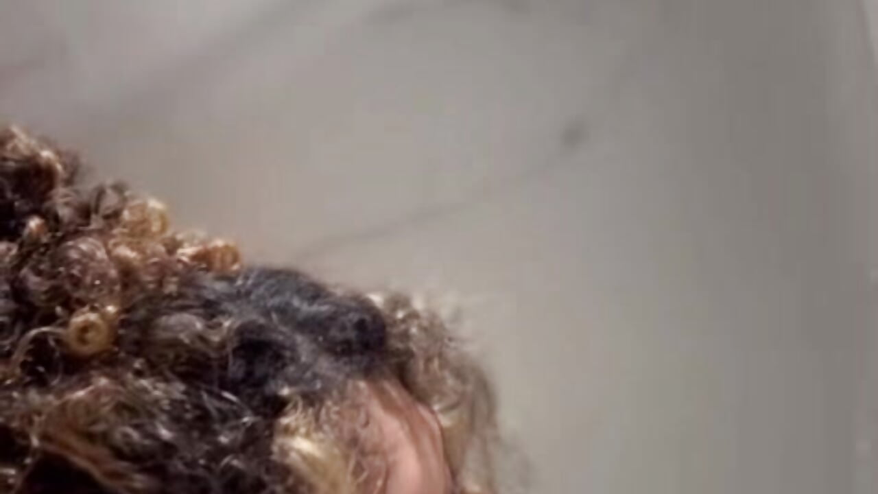 Take a shower with me🌬️ - video van north_west__ cam-model