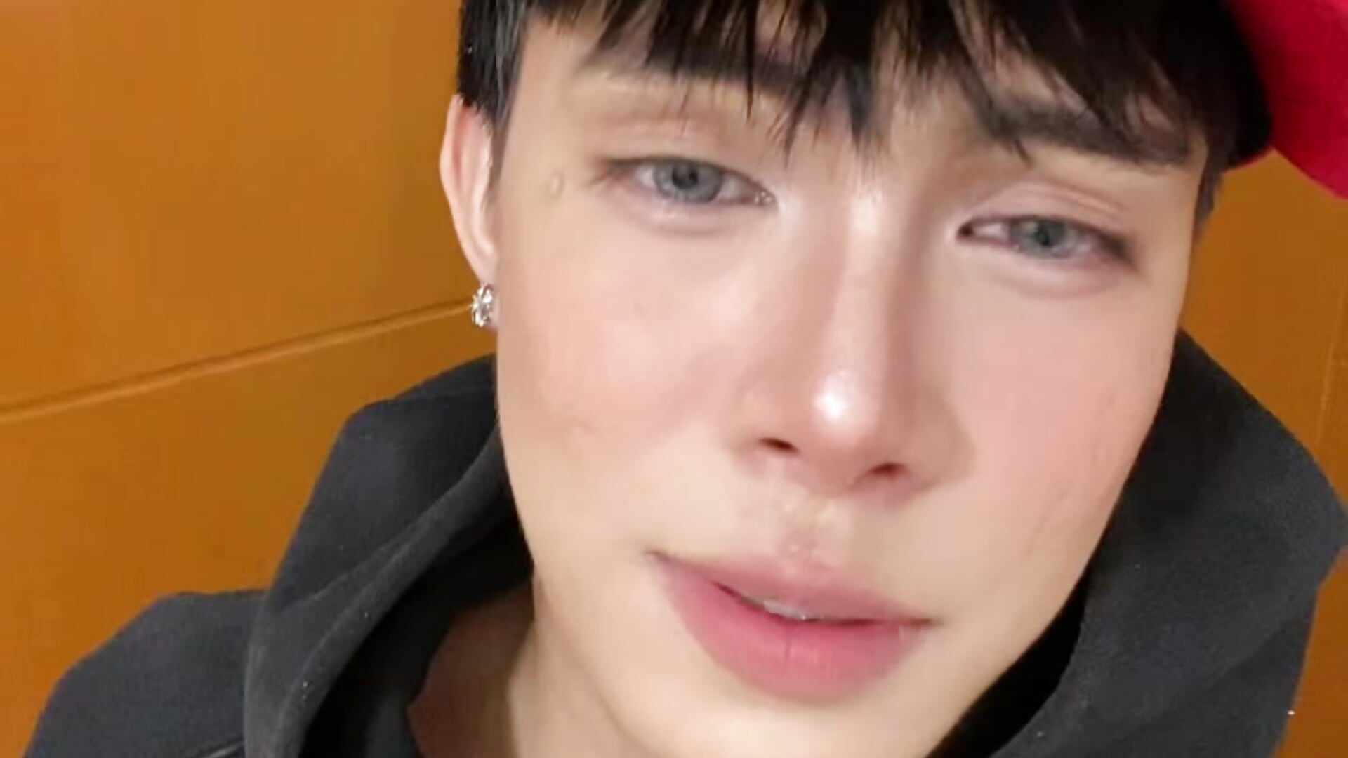 c3ffdbb05a904943918bc55972ef85df - video by urtwinkbrixz cam model