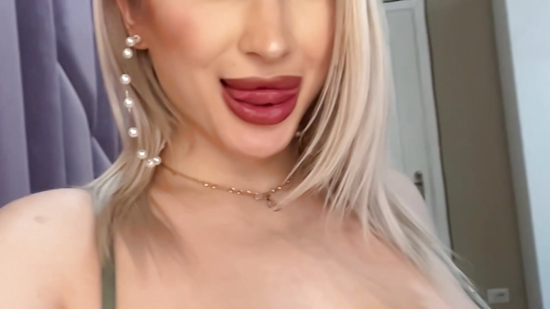 IMG_5821 - video by LucyBridgette cam model