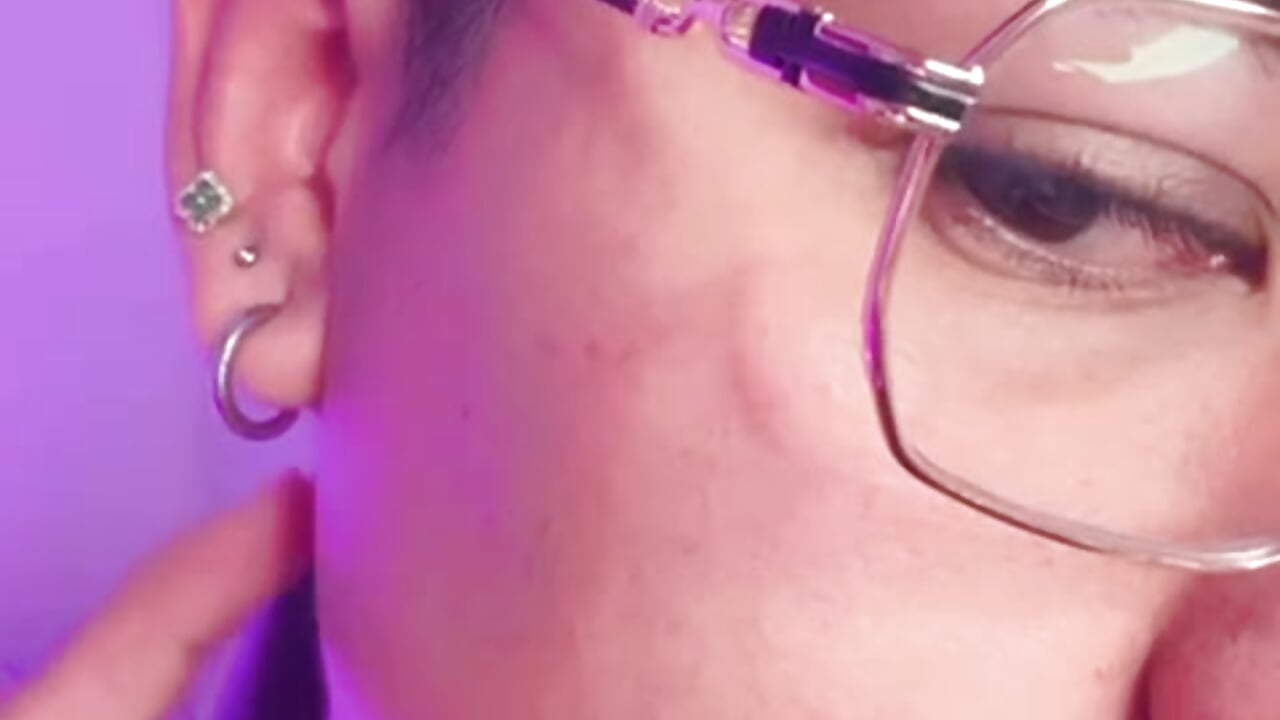 my piercings - video by Theo_Rowan cam model