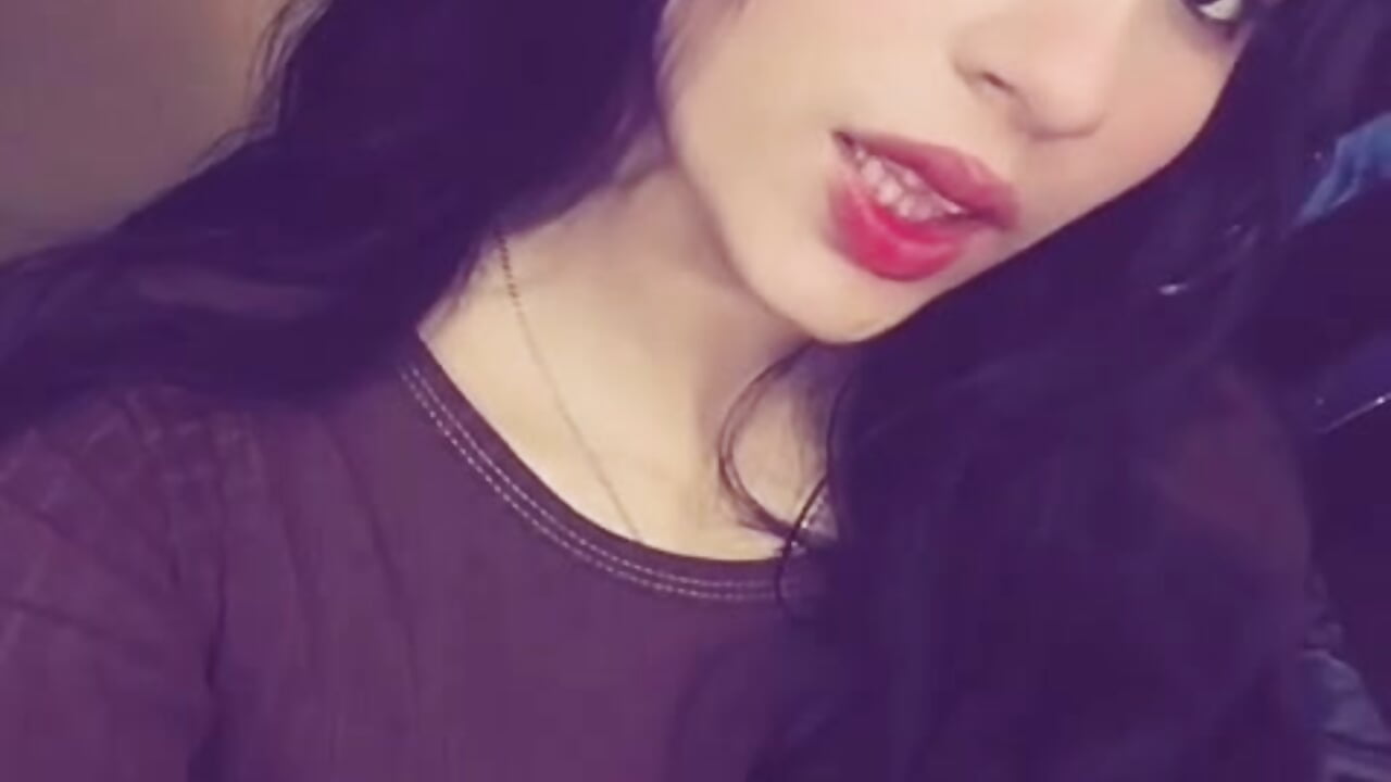 Free video - video by Karoline_spec cam model