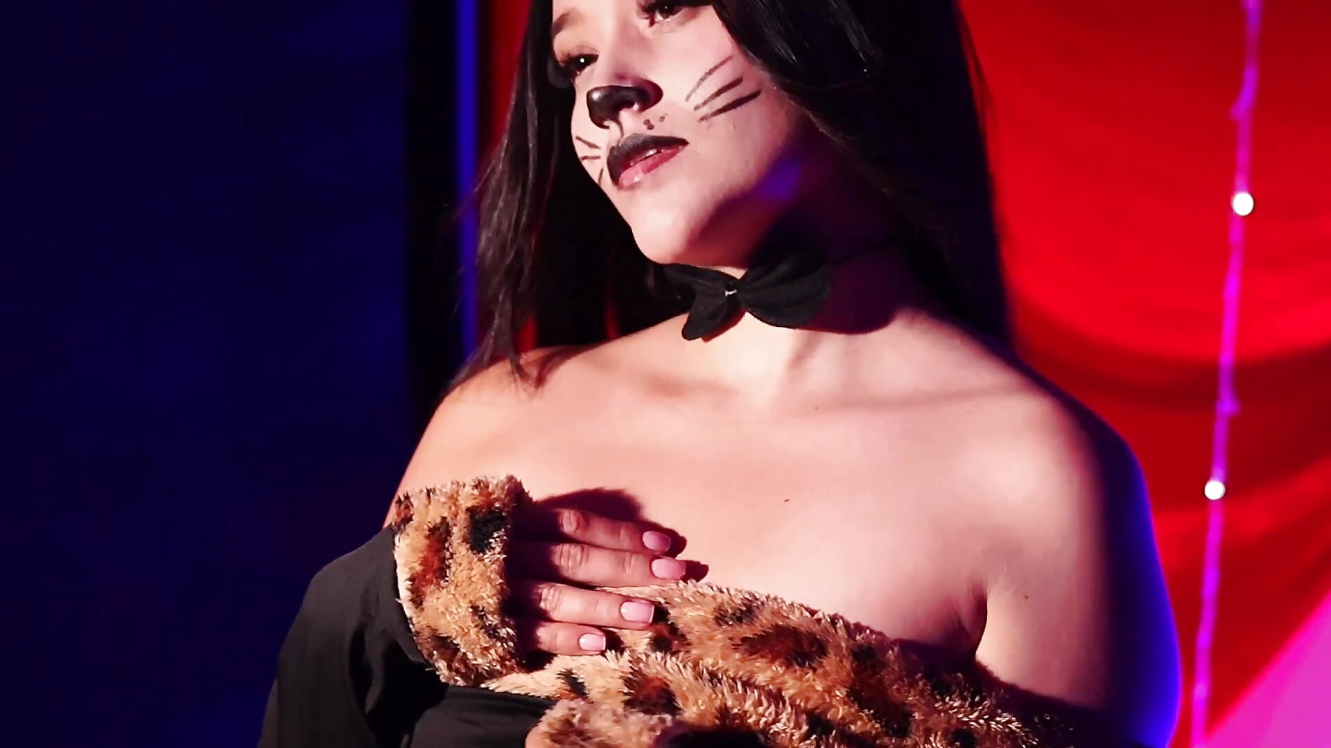 Halloween - video của Veronica_Wins_