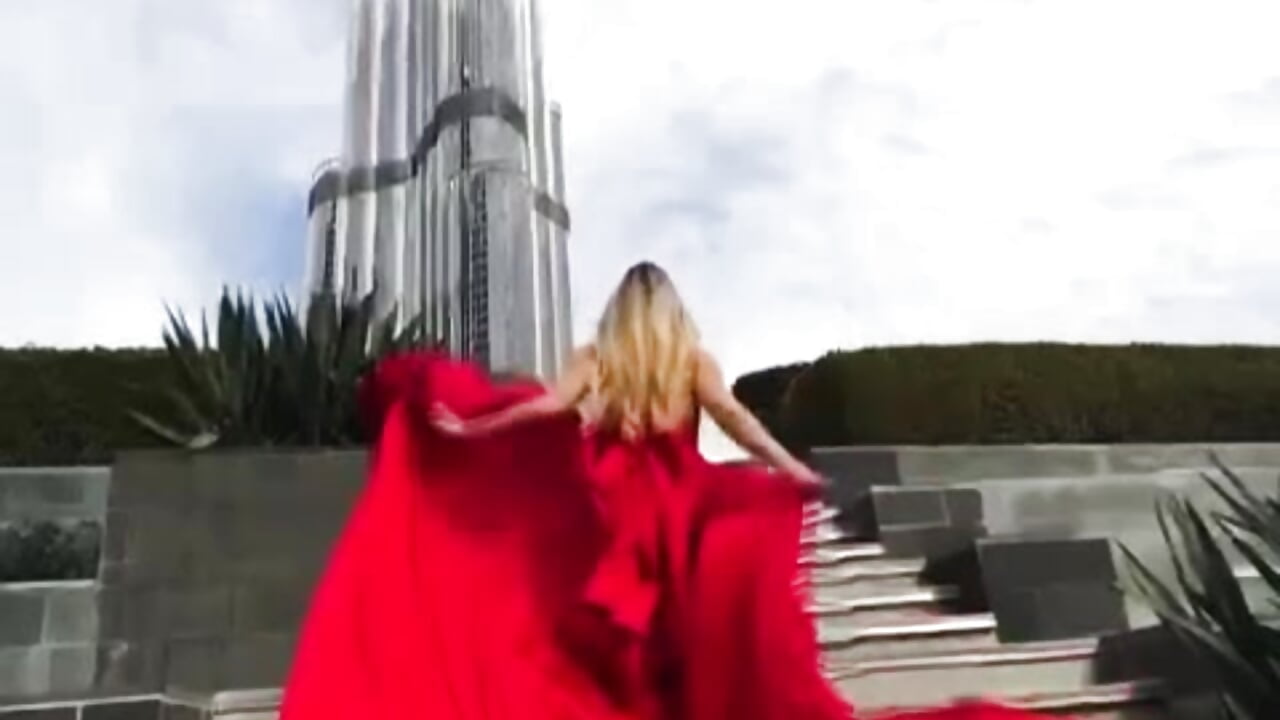 arround the world－カメラキャストのAnaSaenz_の動画