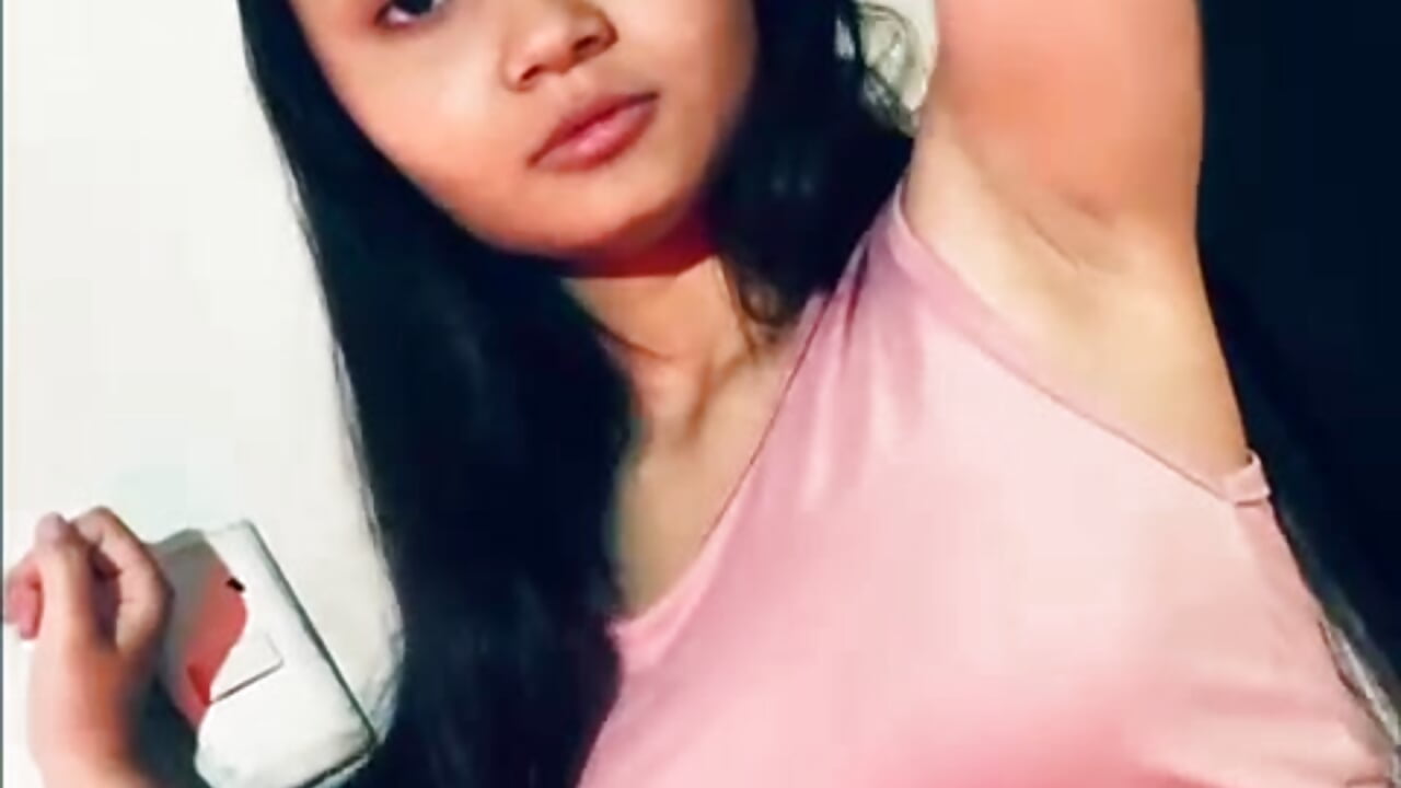 Here's a little preview of what you'll see in the broadcast. - video by Dakota_watson cam model