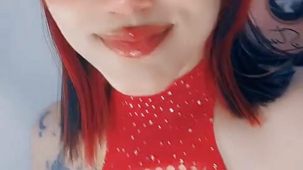 Delicious, right? - βίντεο μοντέλου Annie_Berlin2