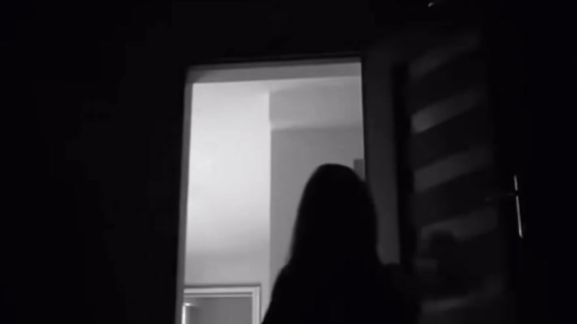 Nigt dance🥵🥵 - วิดีโอโดย Venesuelalo โมเดลแคม