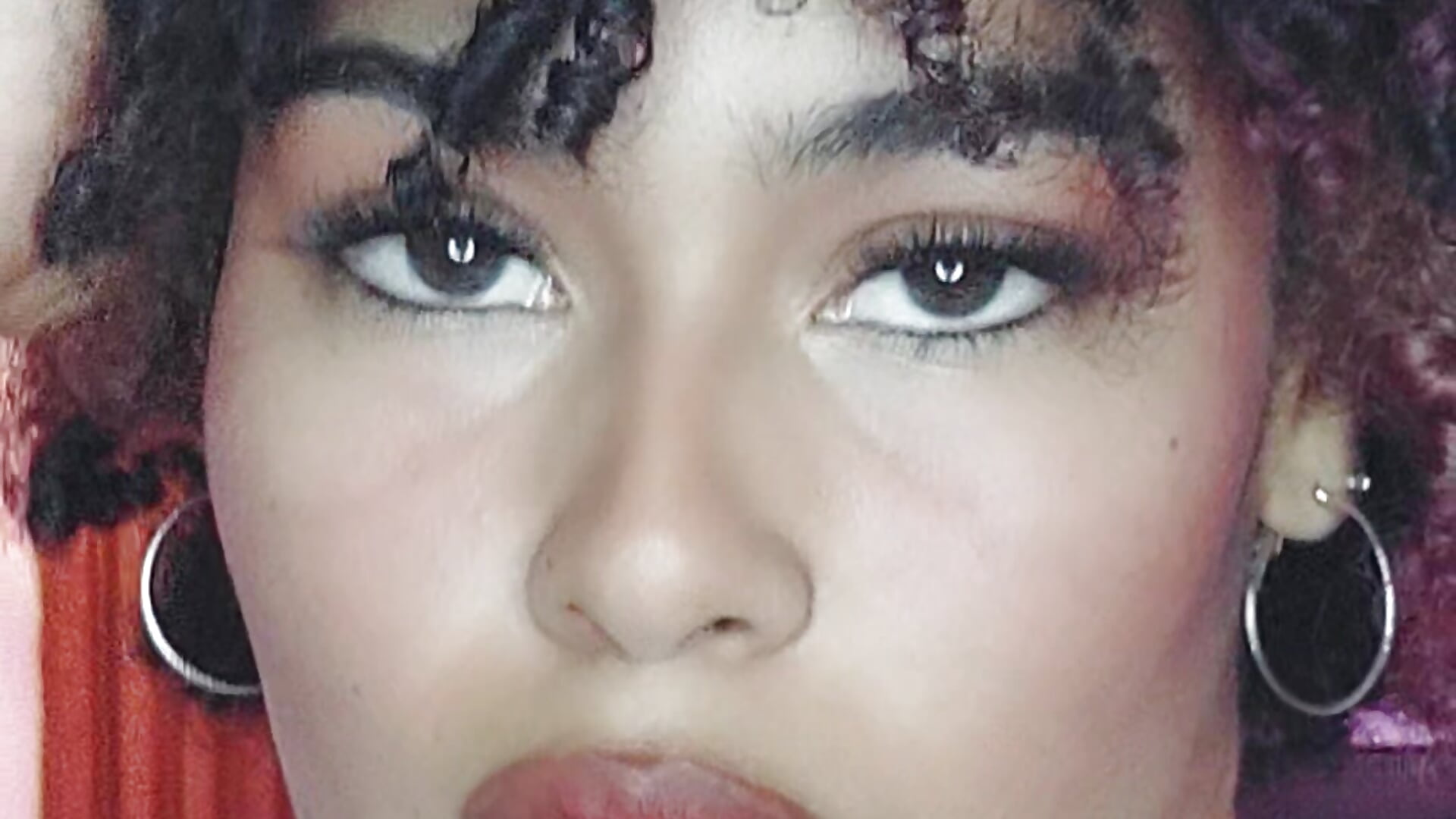 Love u - vidéo du modèle de showcams baddie_delayla