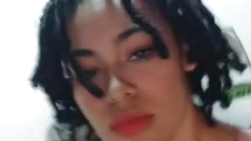 My loocs - vidéo du modèle de showcams baddie_delayla