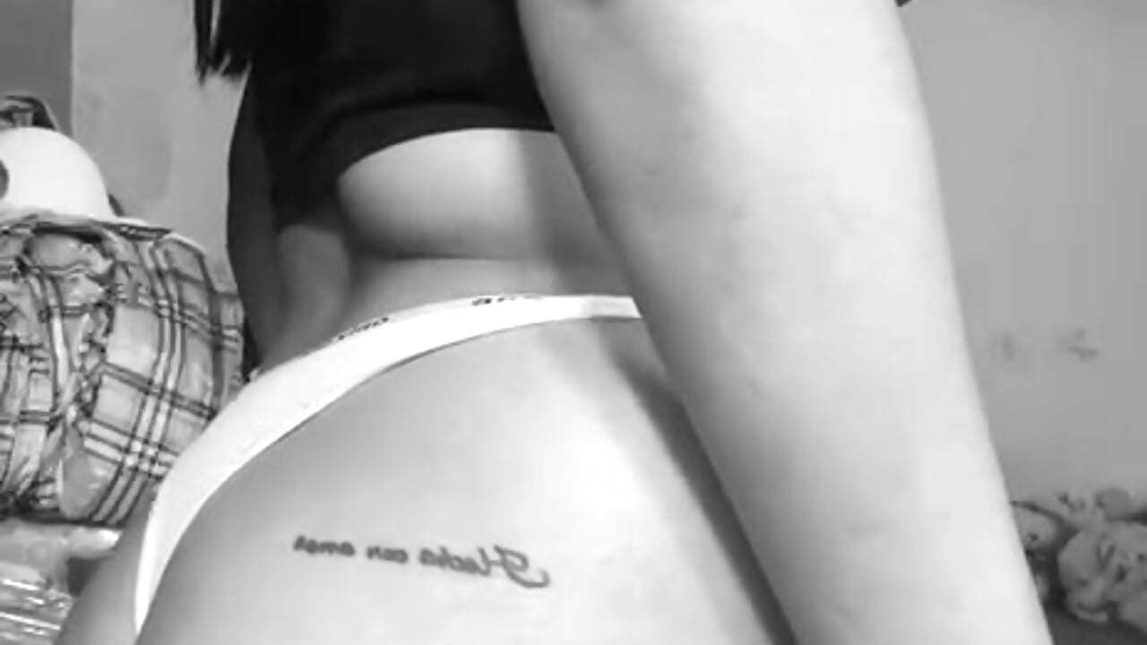 Look my boobs－カメラキャストのmrquzitaの動画