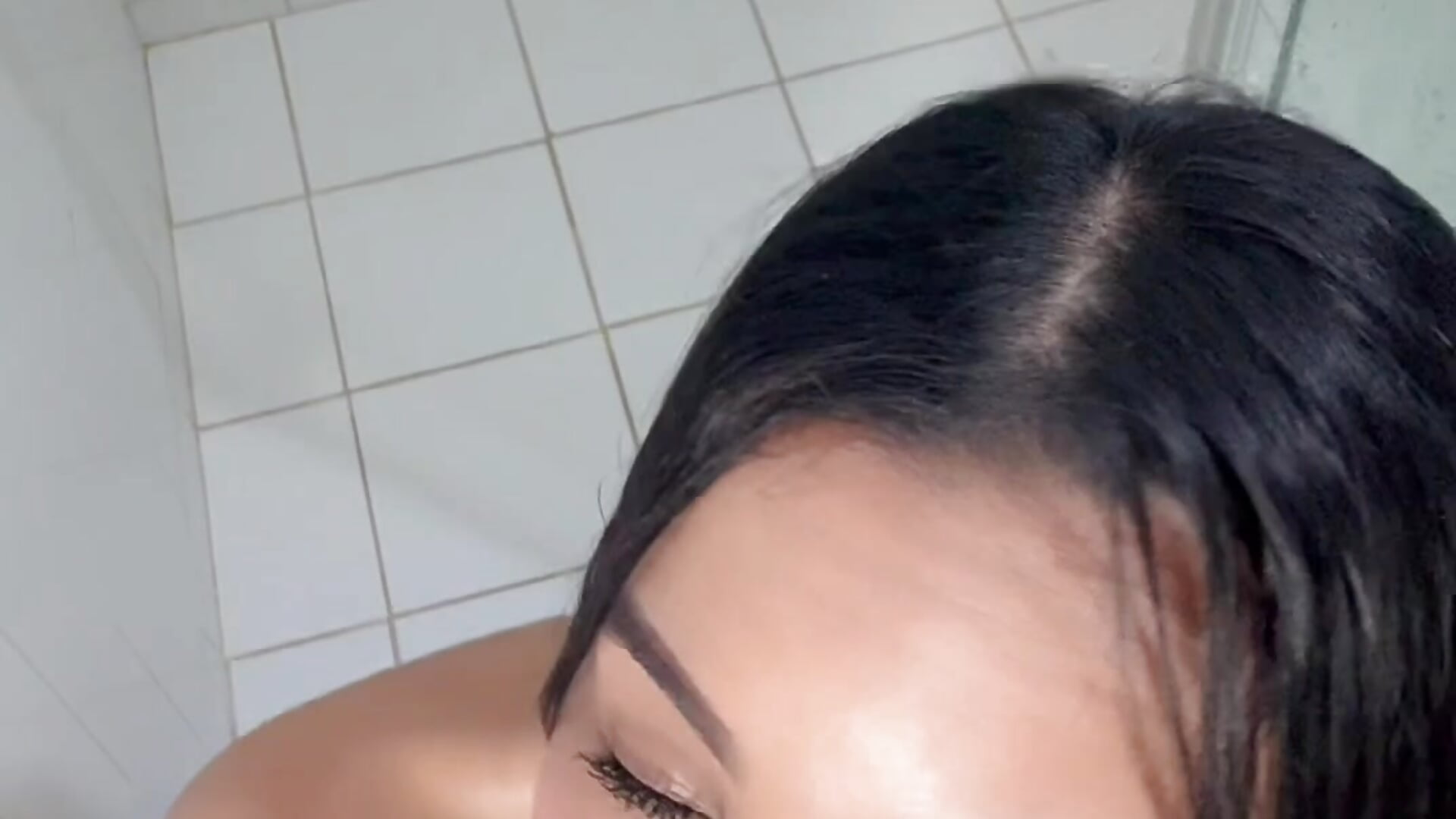 delicious blowjob in the bathroom
