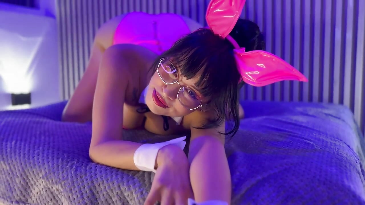 HELLO GUYS – video modela na kameri yourlittle_kathe