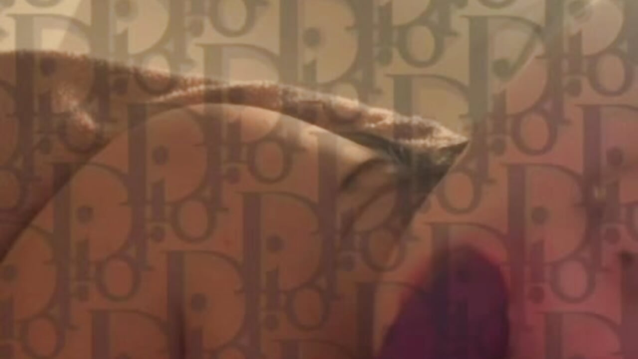 Sucking dildo - video av olivia_xxxxxx cam-modell