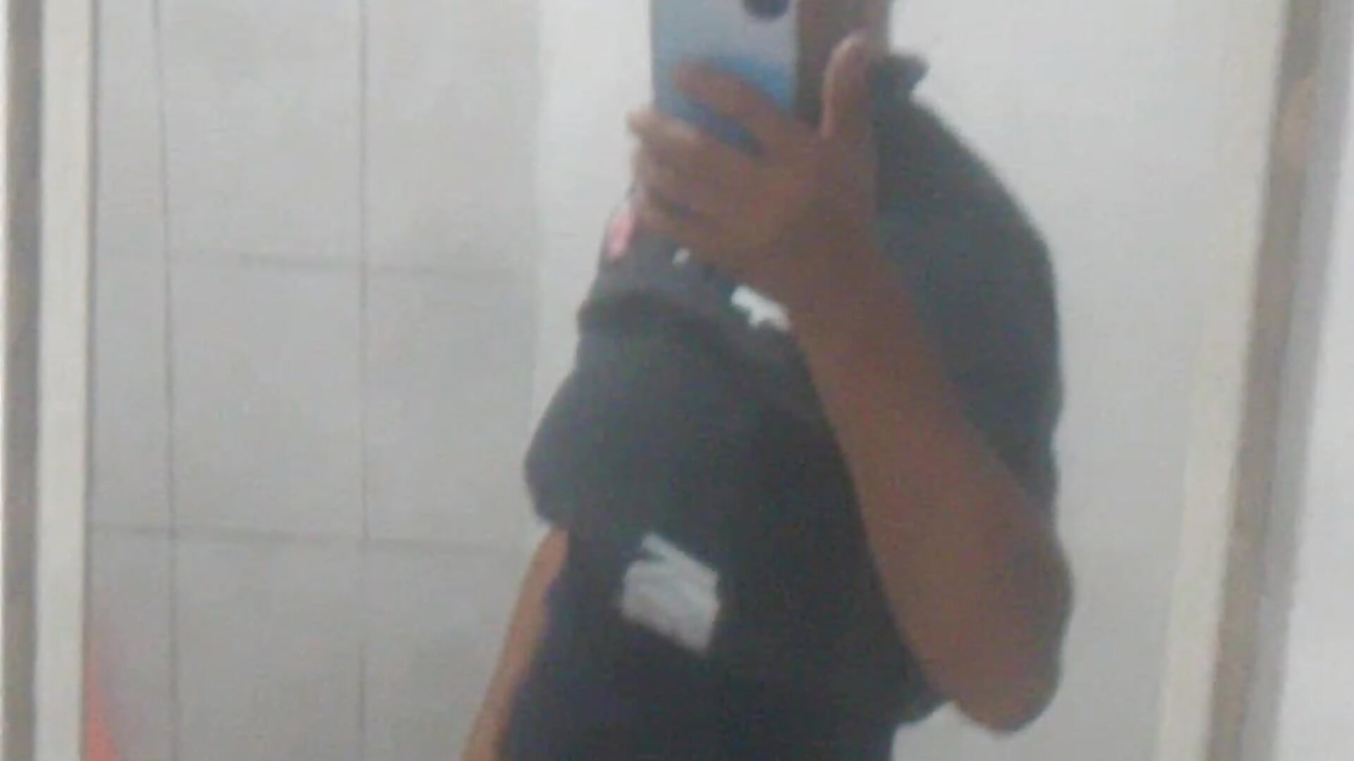 Me masturbo a escondidas－カメラキャストのEmilio5000の動画