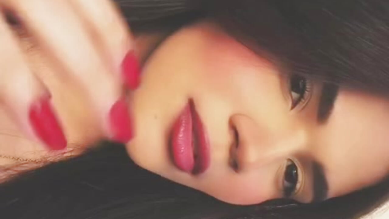 Simply, me....♥ - vídeo de CandisRibao modelo de câmara