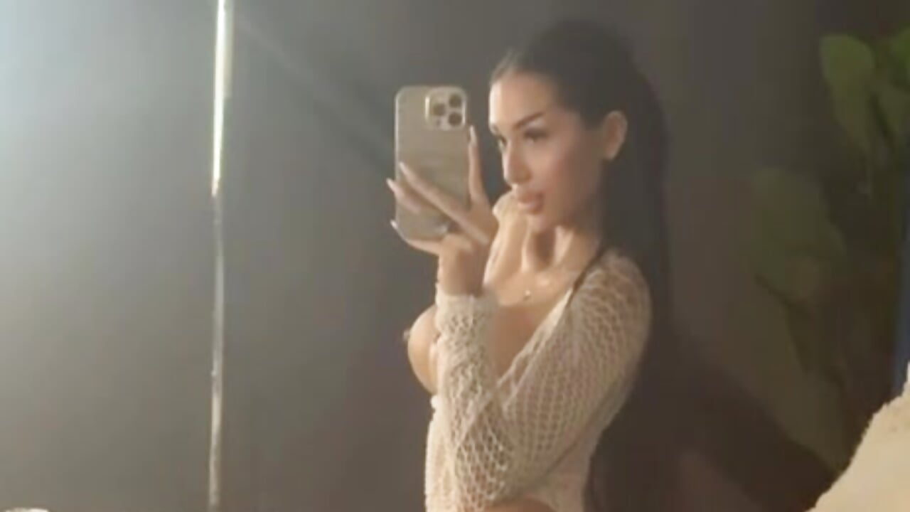 Waiting for you - video by KimNaty cam model