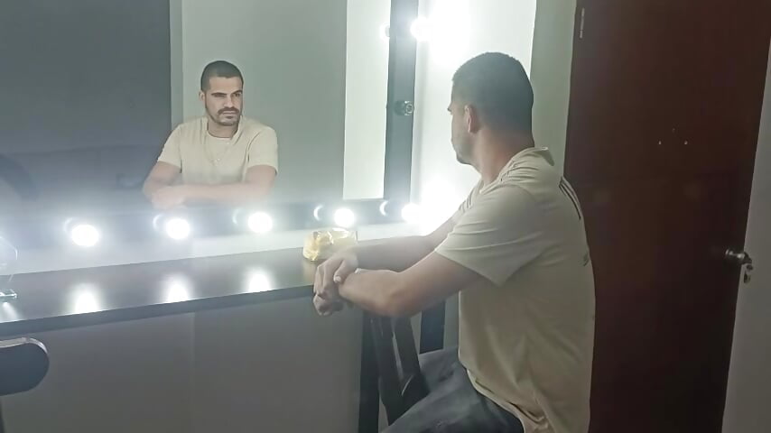 ARTHUR VD1 - video by Arthur_howard cam model