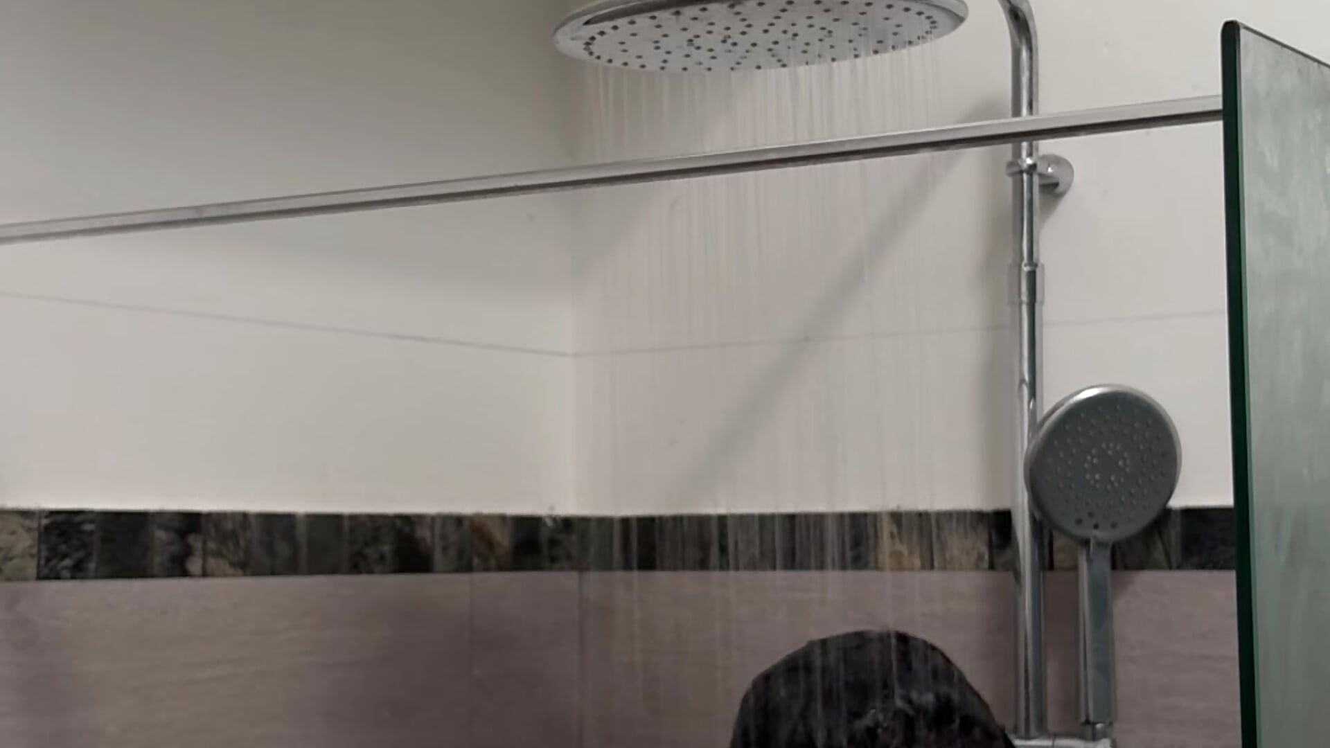 Qui me rejoint ? - Axel_black10 adlı kamera modelinin videosu