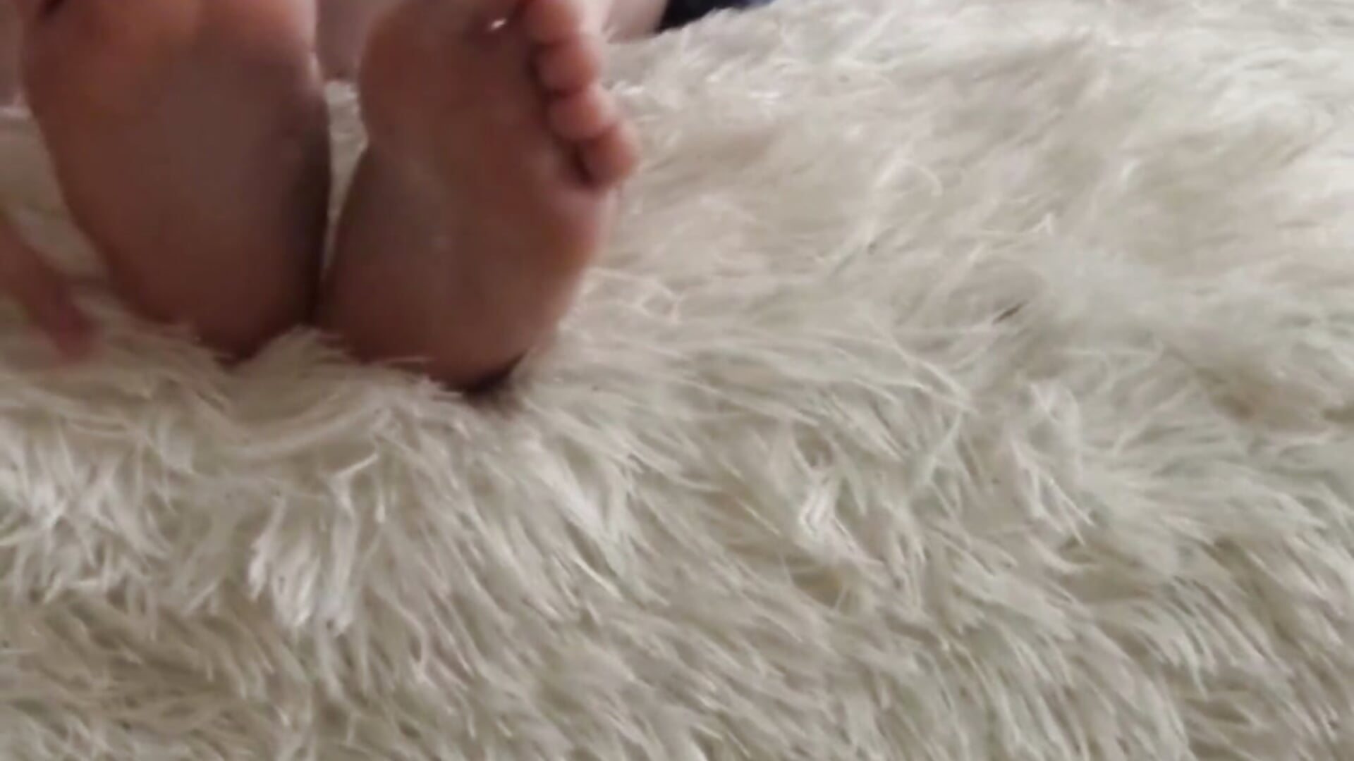 my legs heels mmm - วิดีโอโดย DejaMervis โมเดลแคม