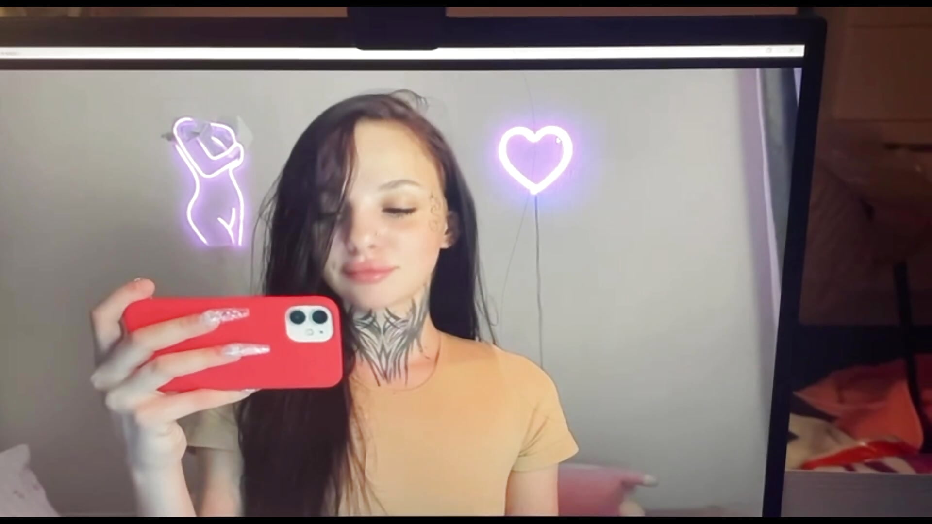 <3 - clip cu MissVelvWetX model videochat