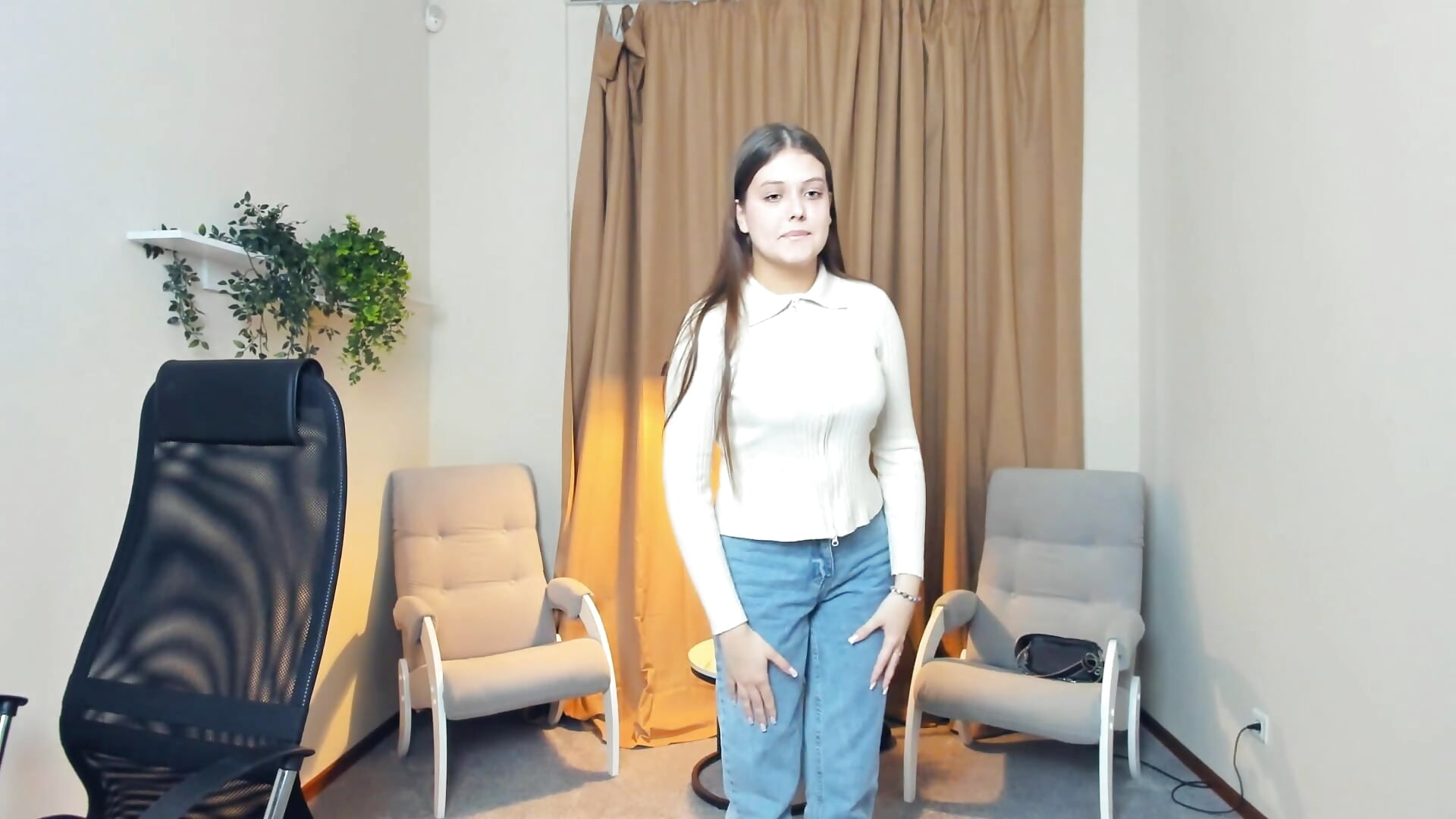 First video! Just a posing :) - video di WhitleyMurra modella di cam