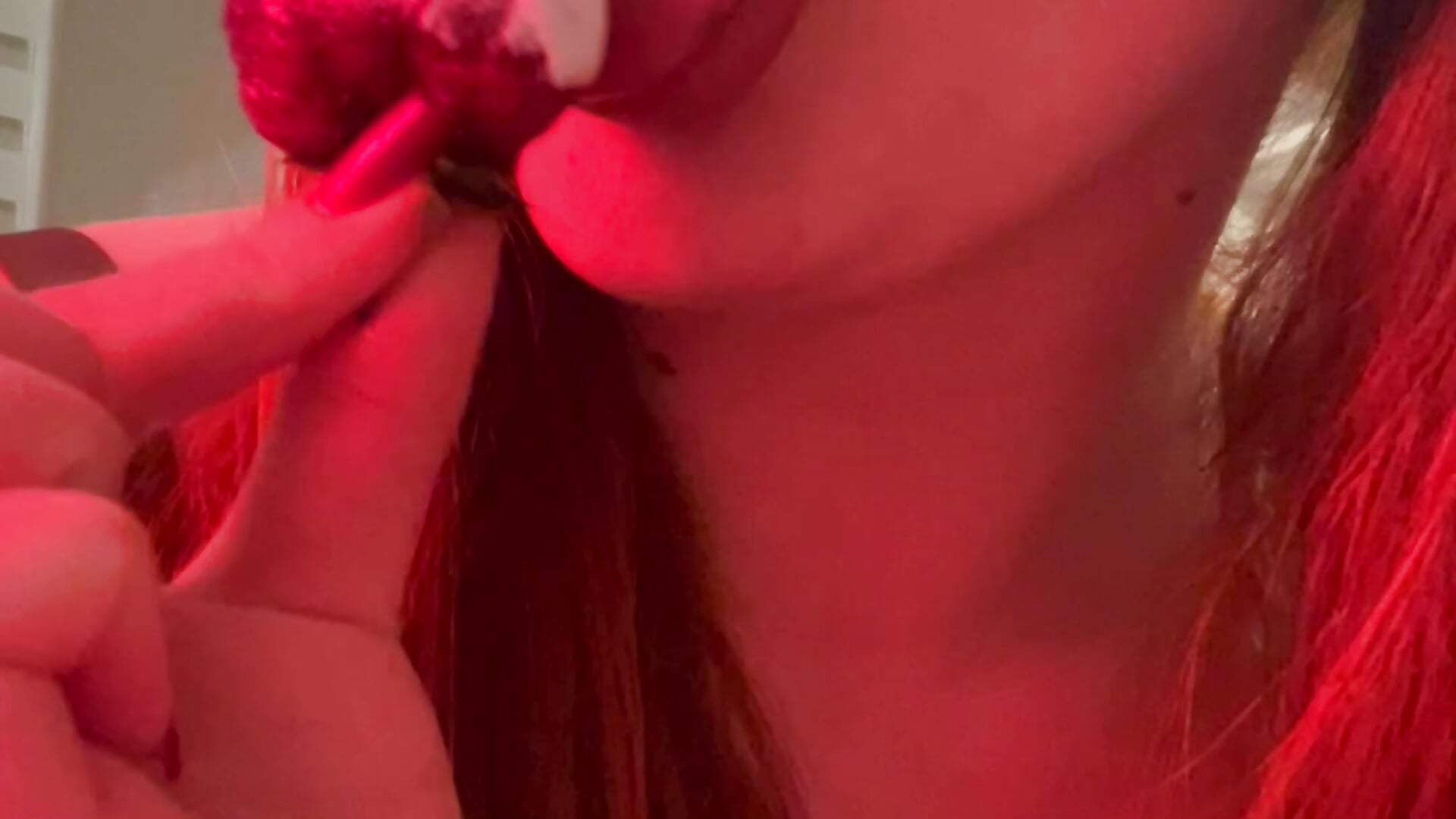 Strawberries and cream? Nah, I'm way juicier. Come get direct heat. 😏🍓👅