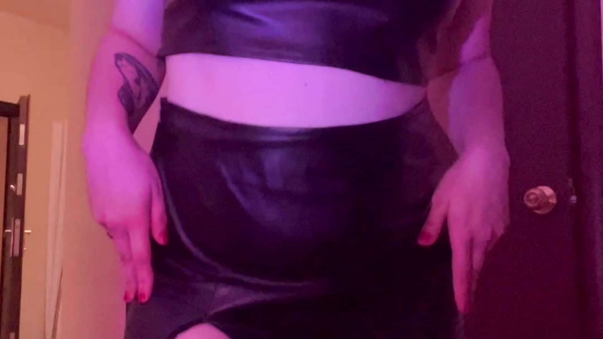 Trying on an image for a stream - فيديو من Hottie_miaa موديل الكام