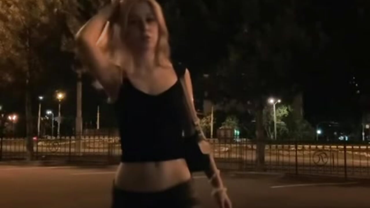 night vibes - video av ApheliaStar