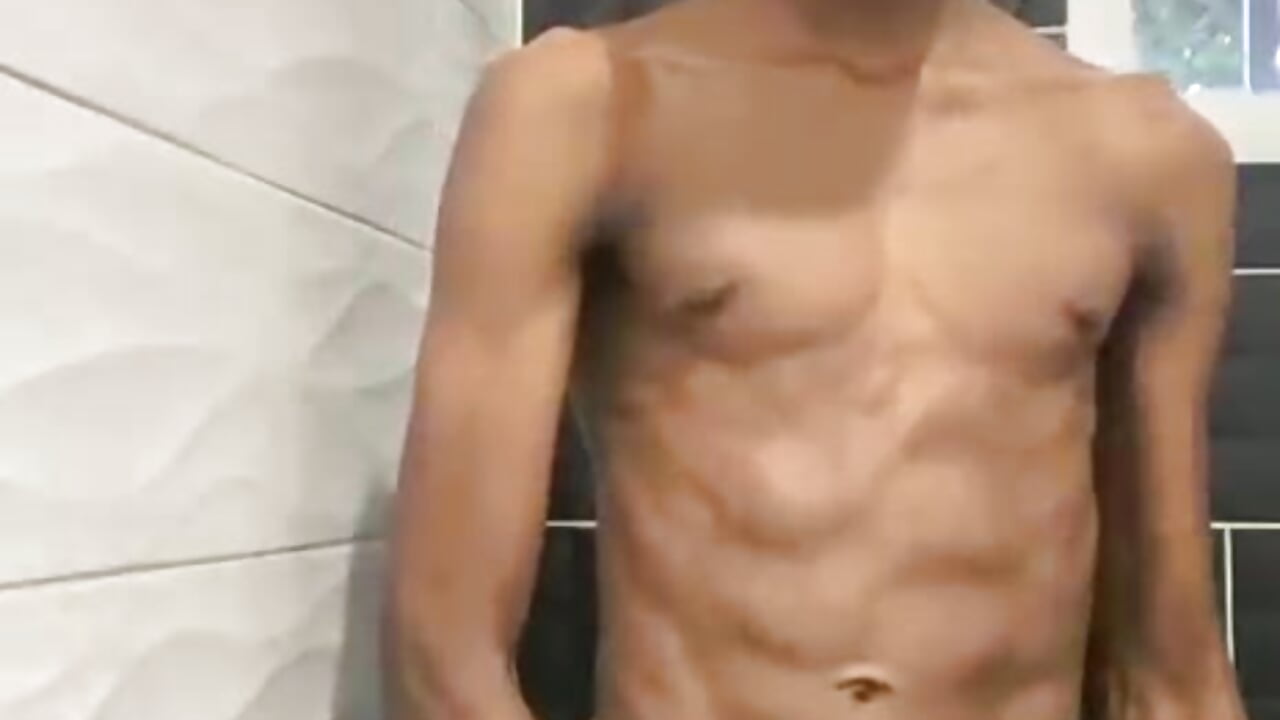 Show big cock🍆🍆💦