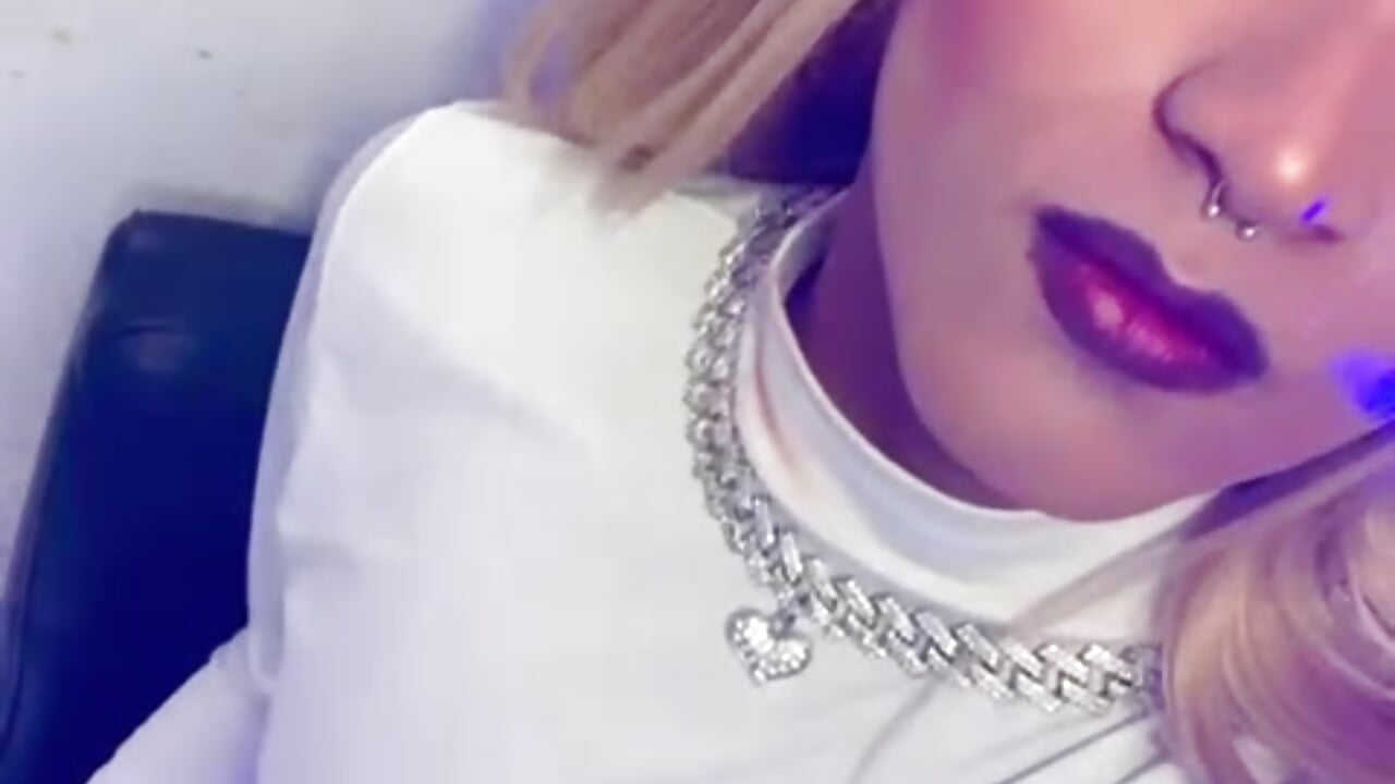 LOVE ME - vídeo de la modelo de cam Tiny_Ashley