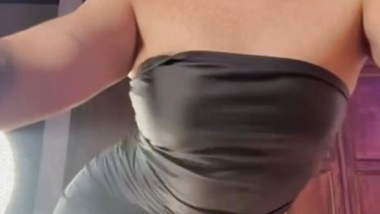 BLACK DRESS - video by miia_stonne cam model