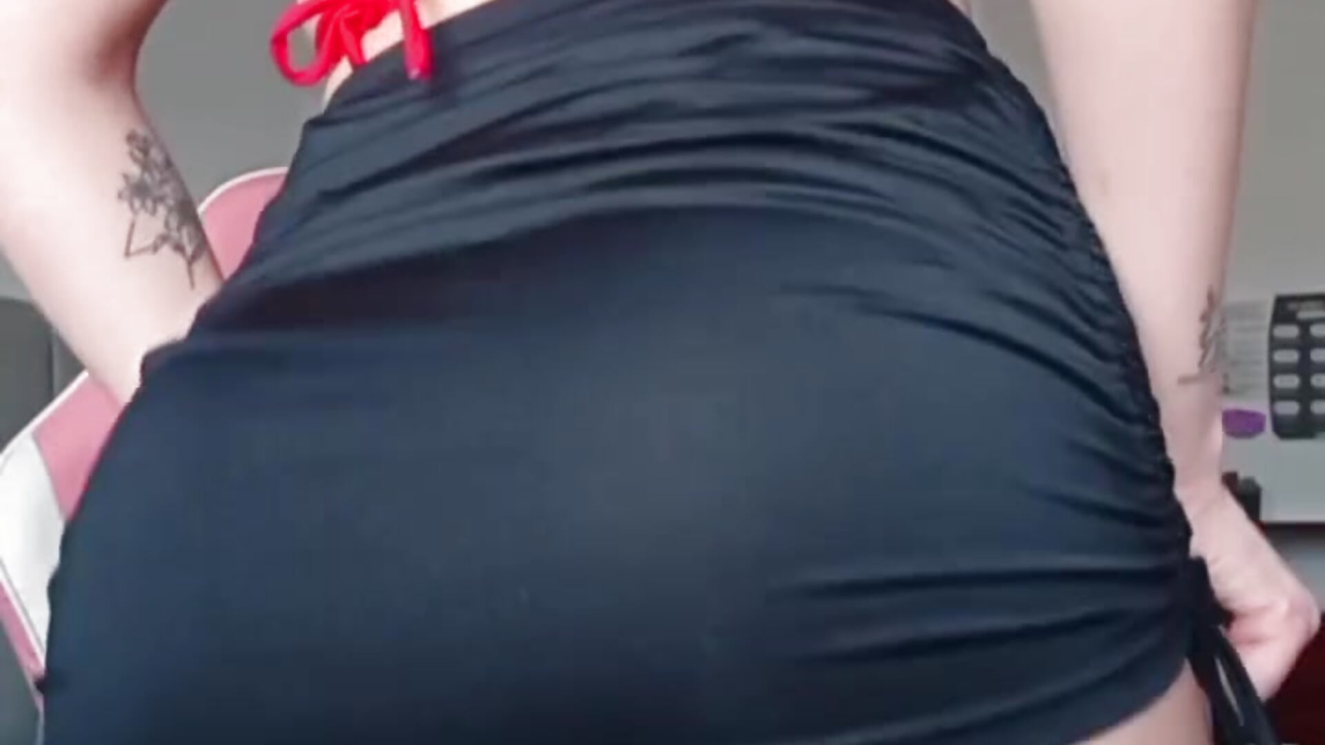 Twerk 🔥 - video by LolaSB cam model