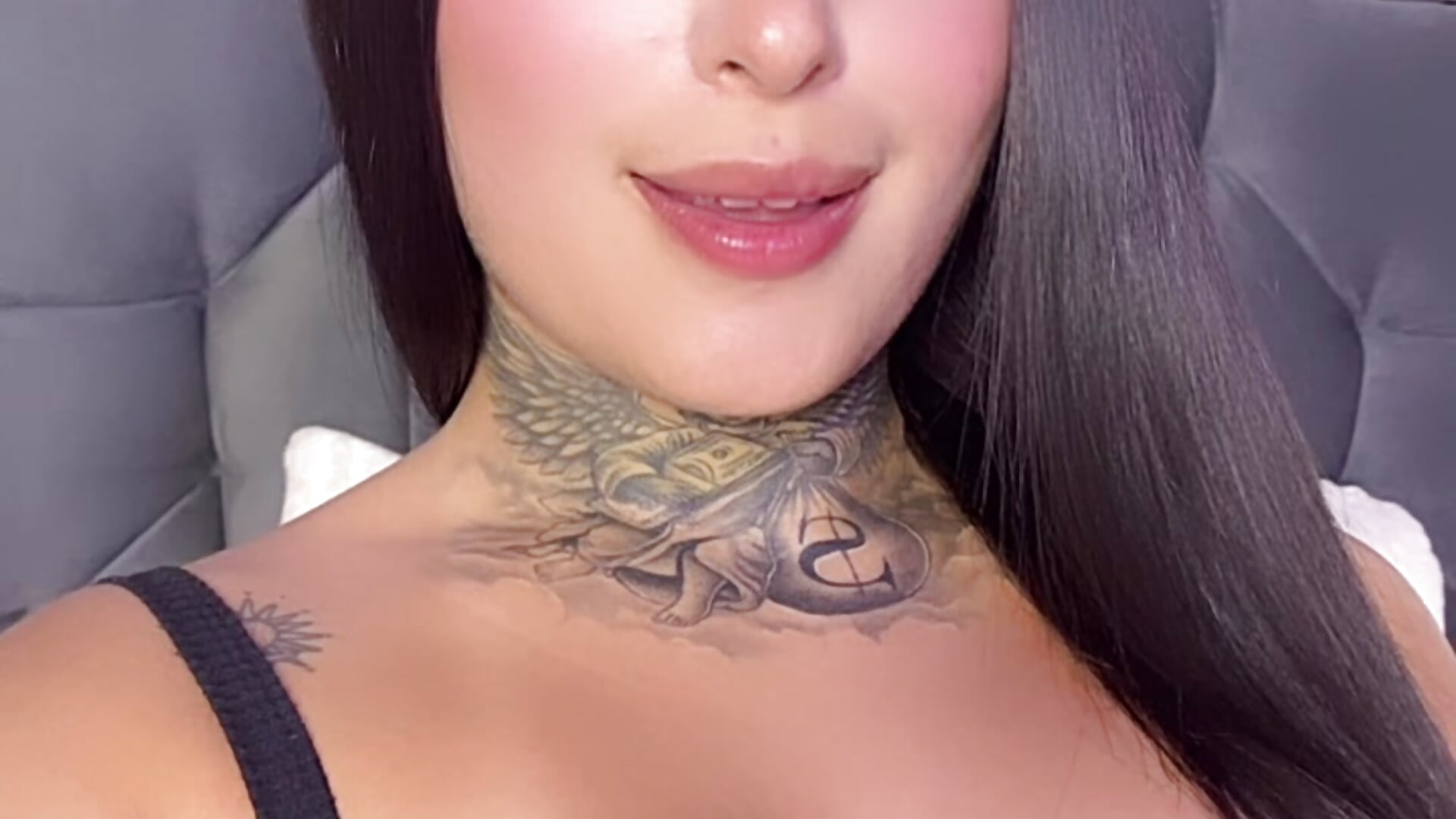 Pretty face💖. - video by Lilith_blaze_Fg cam model
