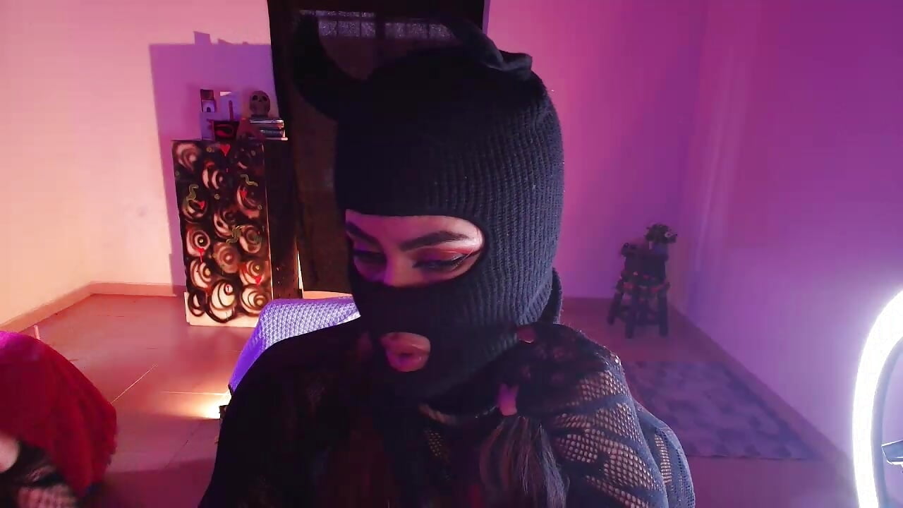 Flash 📸 - video by Canela_Osada_ cam model