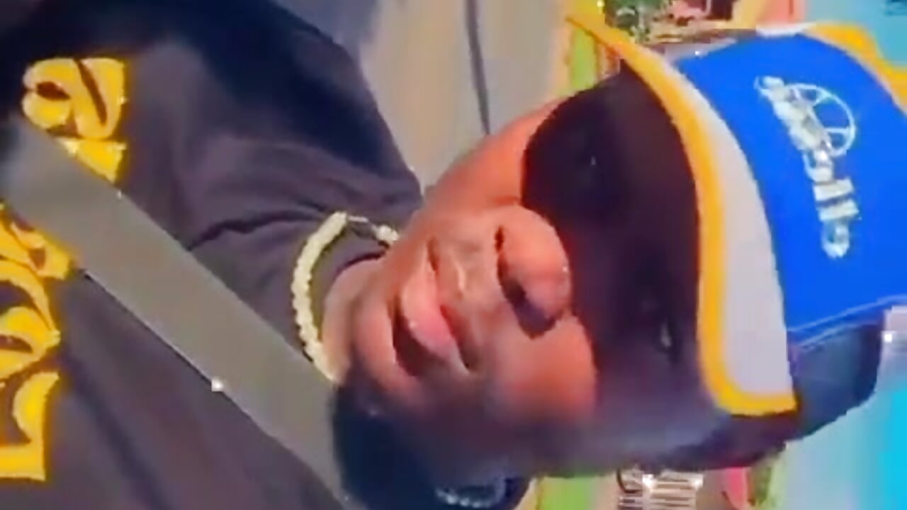 So in love with my neck piercing 😍 💕 - video của người mẫu cam zulu_good_dick