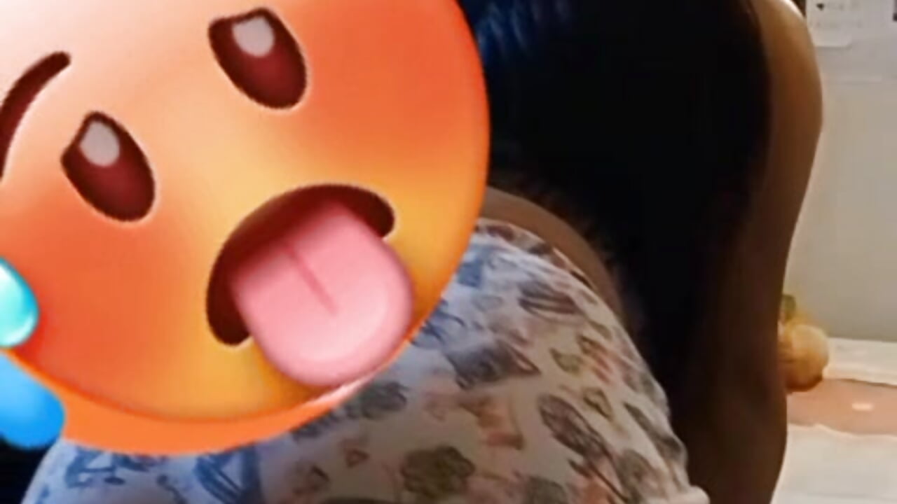 Sexi Latina - video by CaroliinePolsen cam model