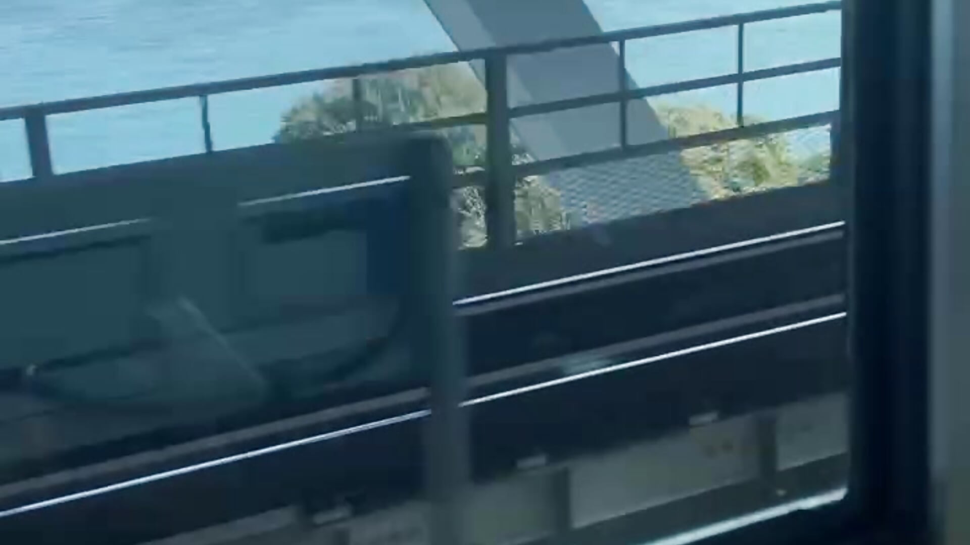 電車 - video oleh model kamera hana_Hcup