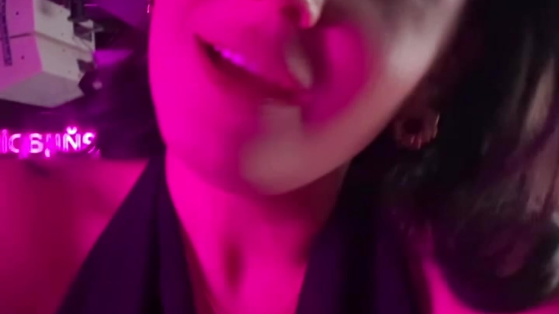 My singing 🎶🎶🎶 – video af FreyaSinclair